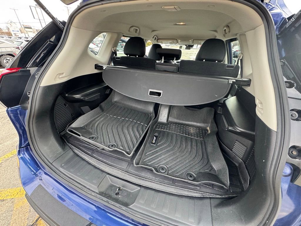 Used 2019 Nissan Rogue S image 31