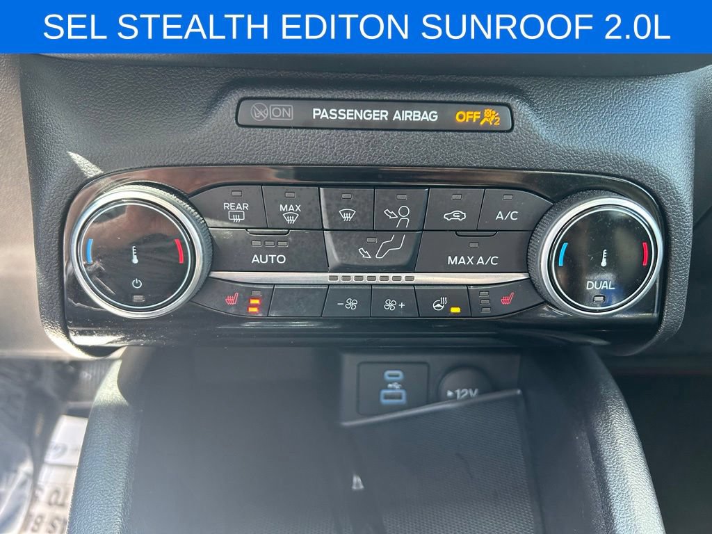 Certified 2022 Ford Escape SEL w/ SEL Stealth AWD Package image 26