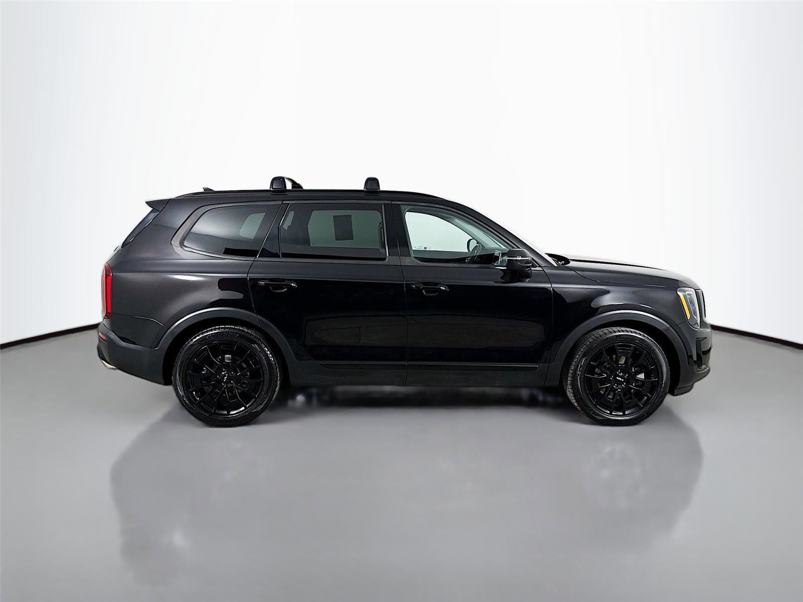 Used 2022 Kia Telluride EX w/ EX Premium Package image 9