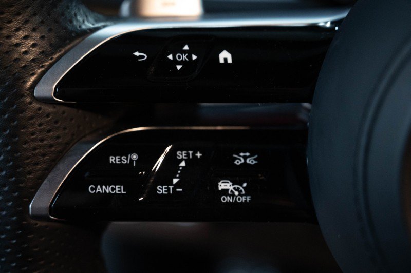 Certified 2024 Mercedes-Benz GLS 450 4MATIC image 24