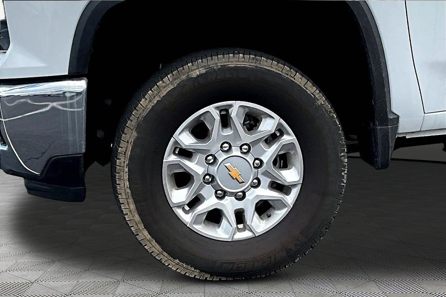 Used 2024 Chevrolet Silverado 3500 LT w/ All Star Edition AWD/4WD image 32