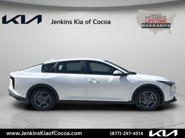 New 2026 Kia K4 FWD image 3