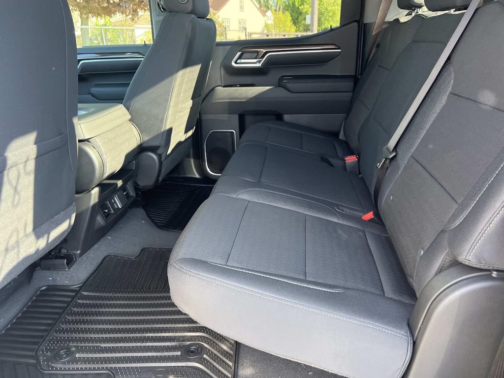 New 2026 Chevrolet Silverado 1500 LT AWD/4WD image 9