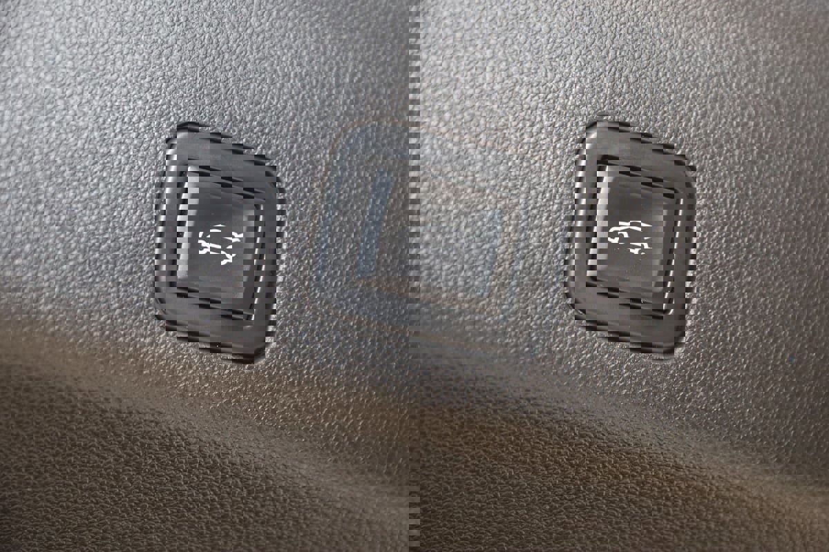 Used 2021 GMC Yukon XL Denali w/ Advanced Technology Package image 56