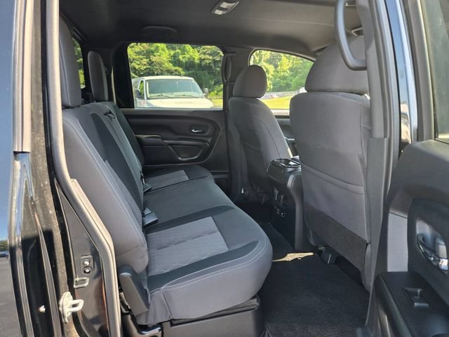 Used 2024 Nissan Titan SV w/ SV Convenience Package AWD/4WD image 21