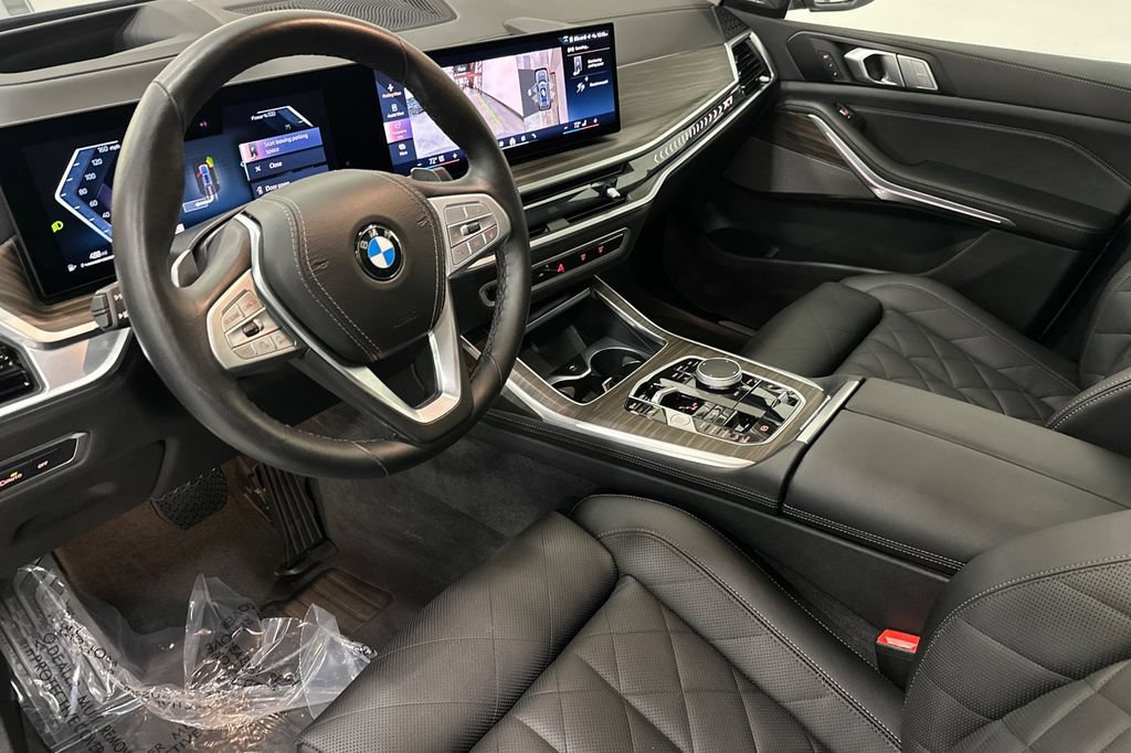 Used 2026 BMW X7 xDrive40i AWD/4WD image 10