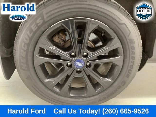 Used 2018 Ford Escape SE w/ SE SYNC Package image 8