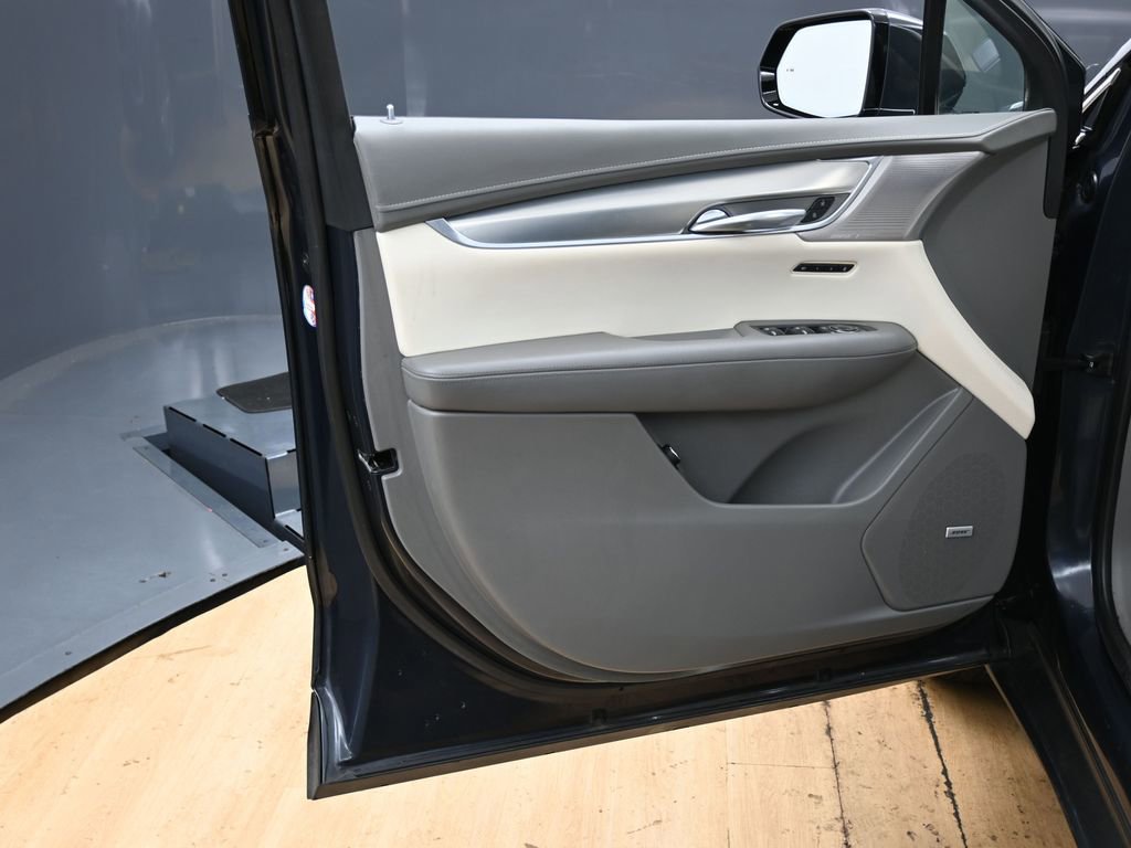 Used 2021 Cadillac XT5 Premium Luxury image 43