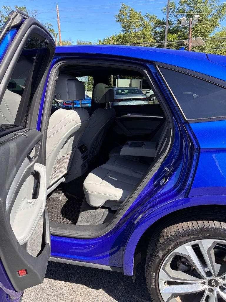 Used 2022 Audi Q5 2.0T Prestige AWD/4WD image 24
