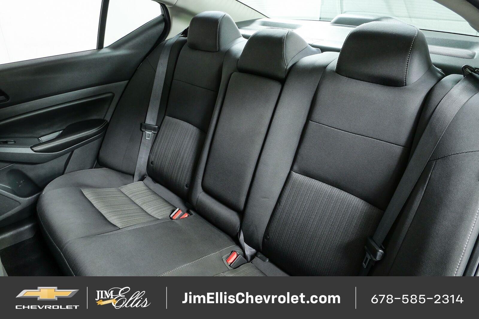 Used 2024 Nissan Altima 2.5 SV FWD image 16