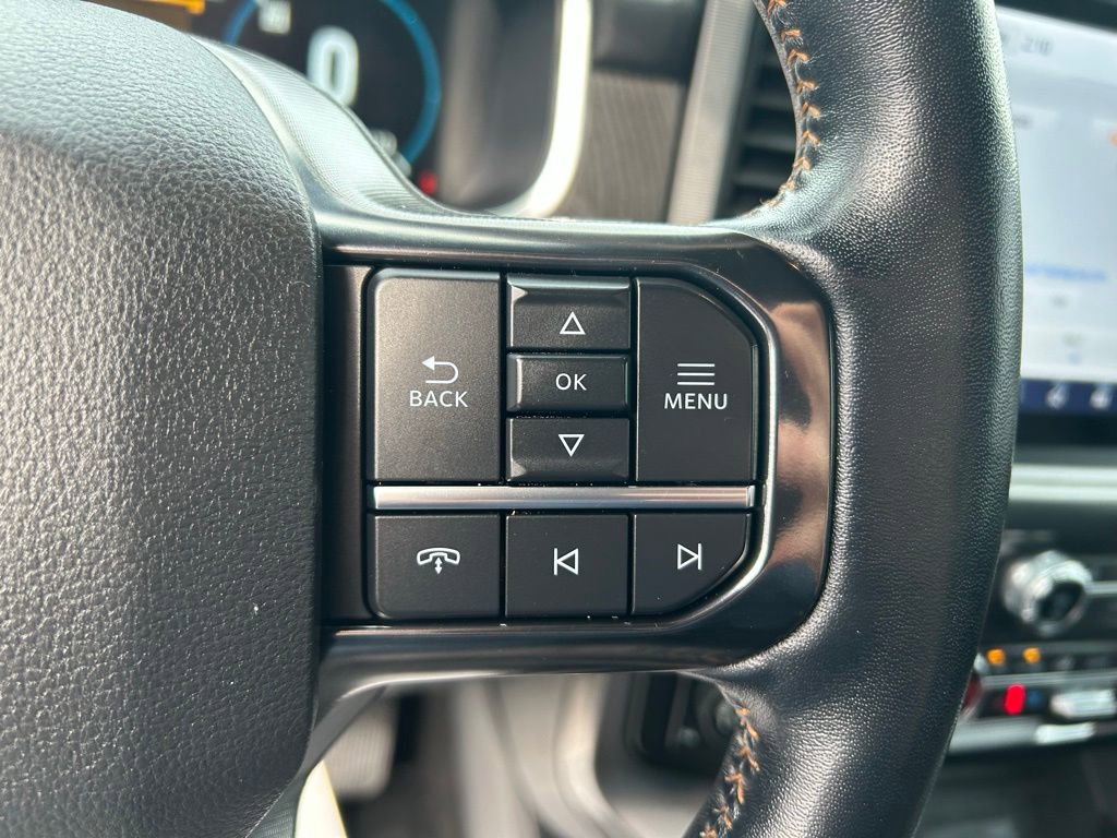 Certified 2022 Ford F150 Platinum w/ Equipment Group 701A High image 25