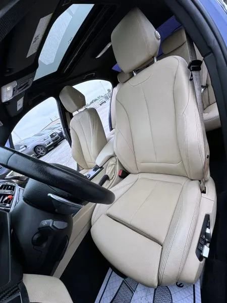 Used 2018 BMW 330i Sedan w/ Convenience Package RWD image 18