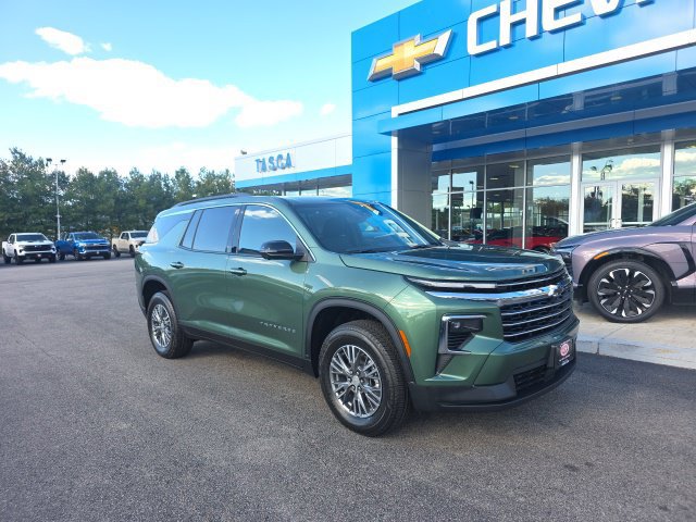 New 2027 Chevrolet Traverse LT w/ Driver Confidence Package