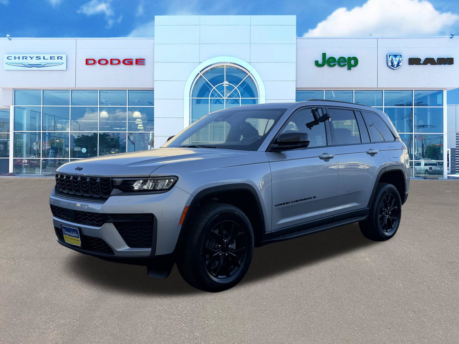 New 2026 Jeep Grand Cherokee Altitude RWD image 5