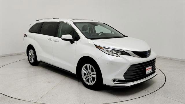Certified 2022 Toyota Sienna Limited