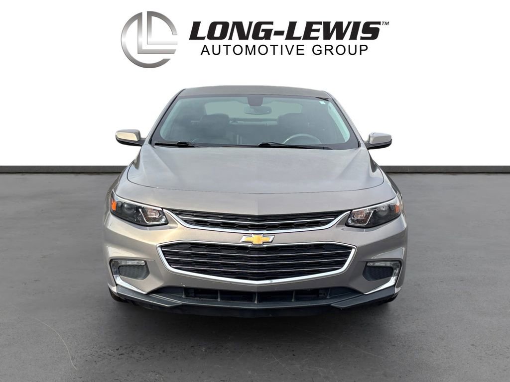 Used 2017 Chevrolet Malibu LT w/ Leather Package image 11