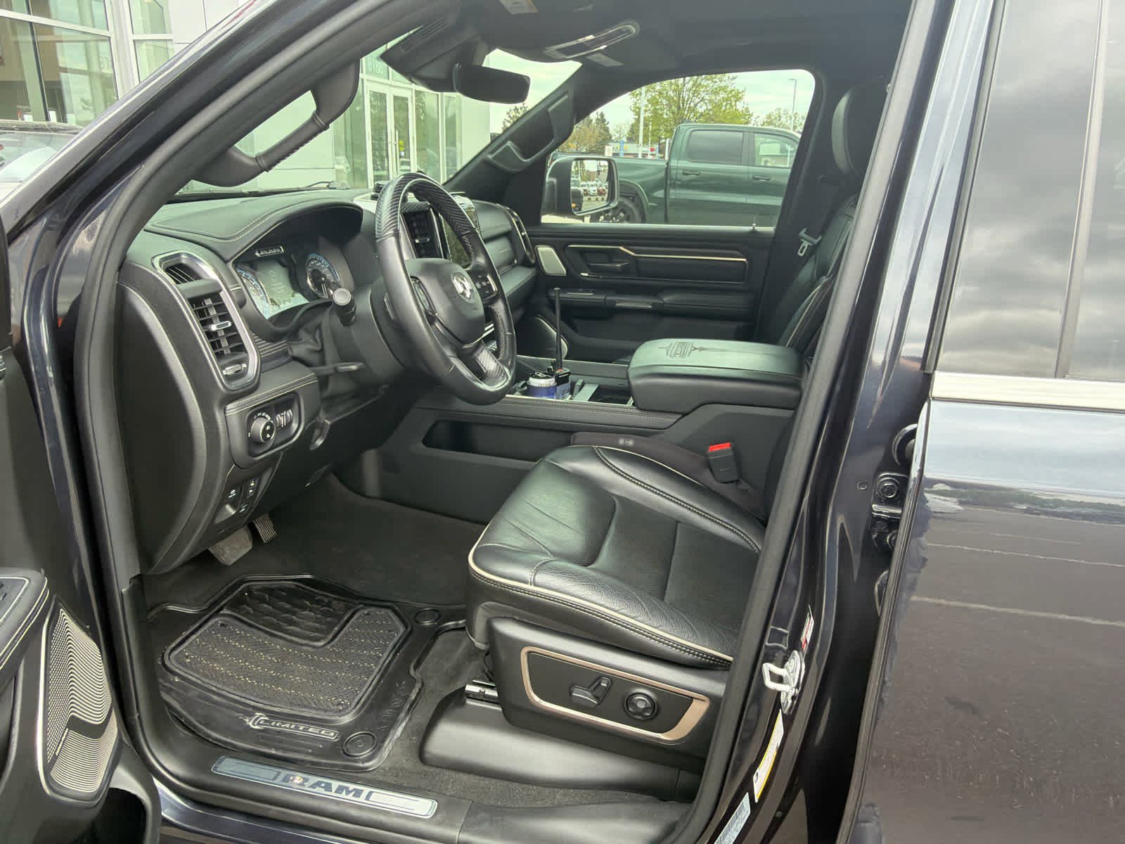 Used 2020 RAM 1500 Limited AWD/4WD image 12