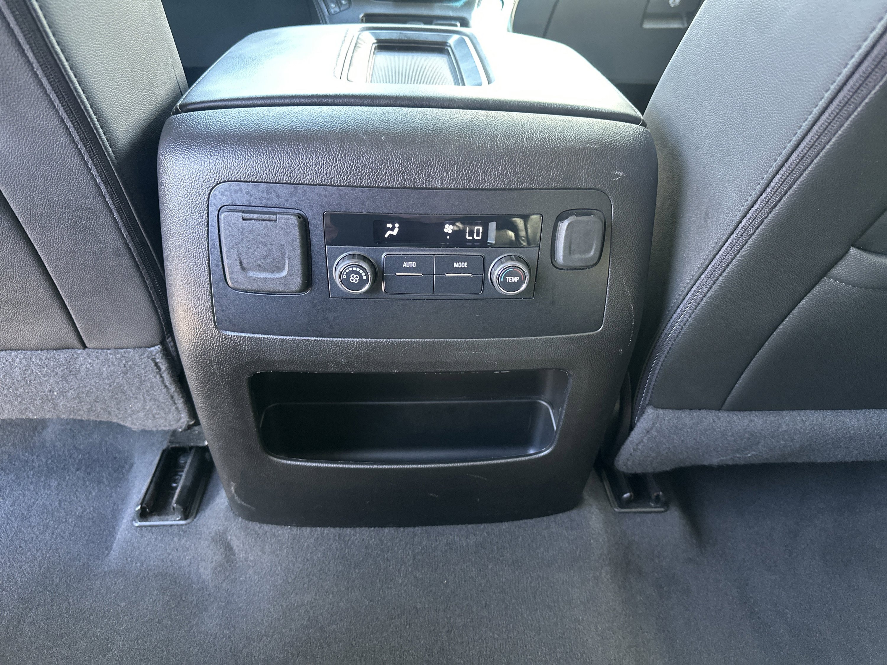 Used 2019 Chevrolet Tahoe LT image 11