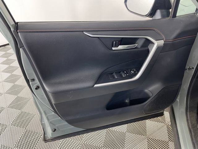 Used 2019 Toyota RAV4 Adventure w/ Cold Weather Package AWD/4WD image 11