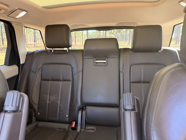 Used 2018 Land Rover Range Rover Sport HSE image 28