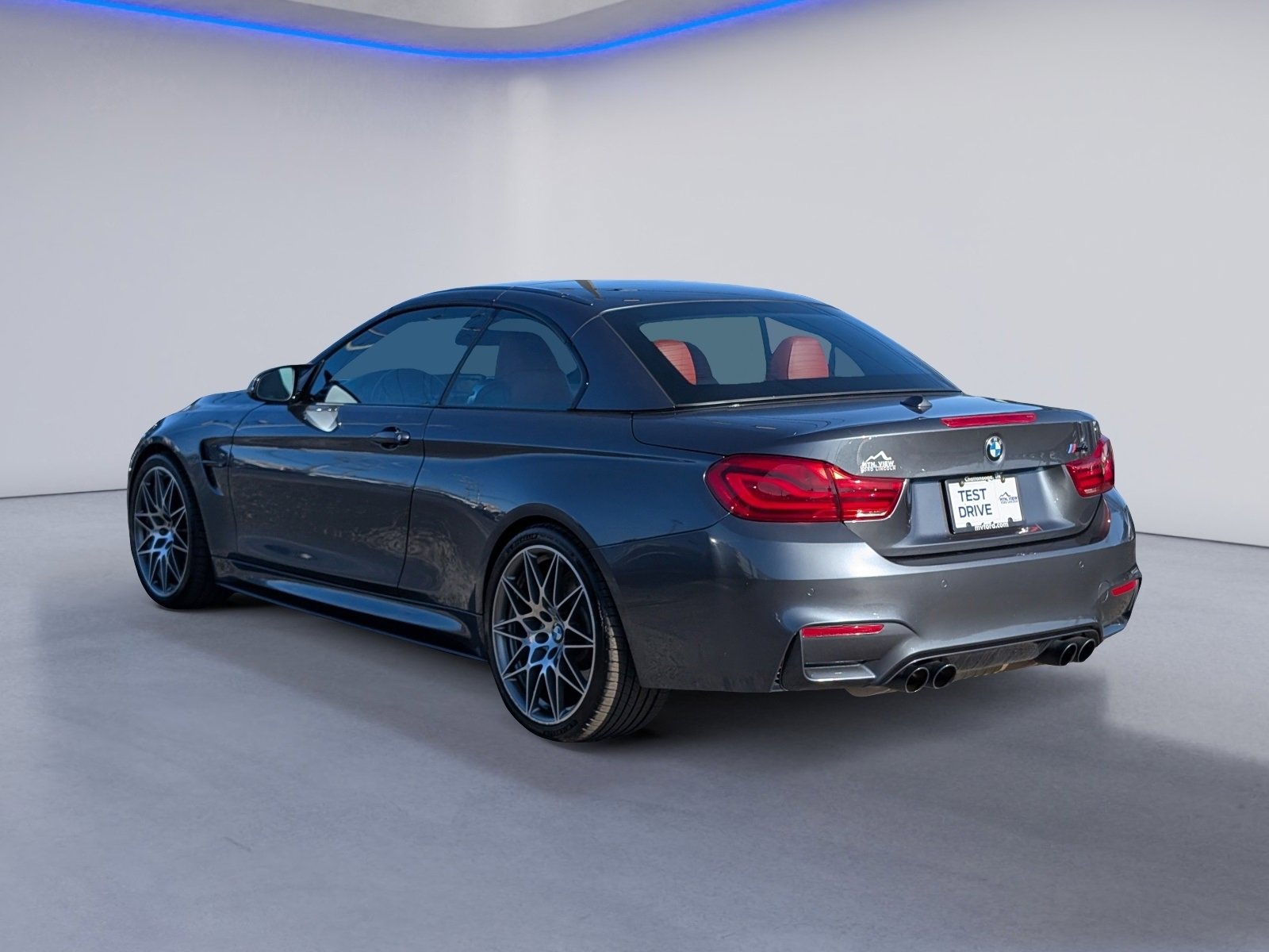 Used 2019 BMW M4 Convertible w/ Competition Package image 10