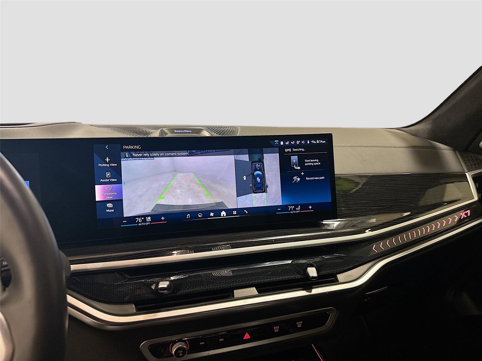 Used 2024 BMW X7 xDrive40i w/ M Sport Package image 14