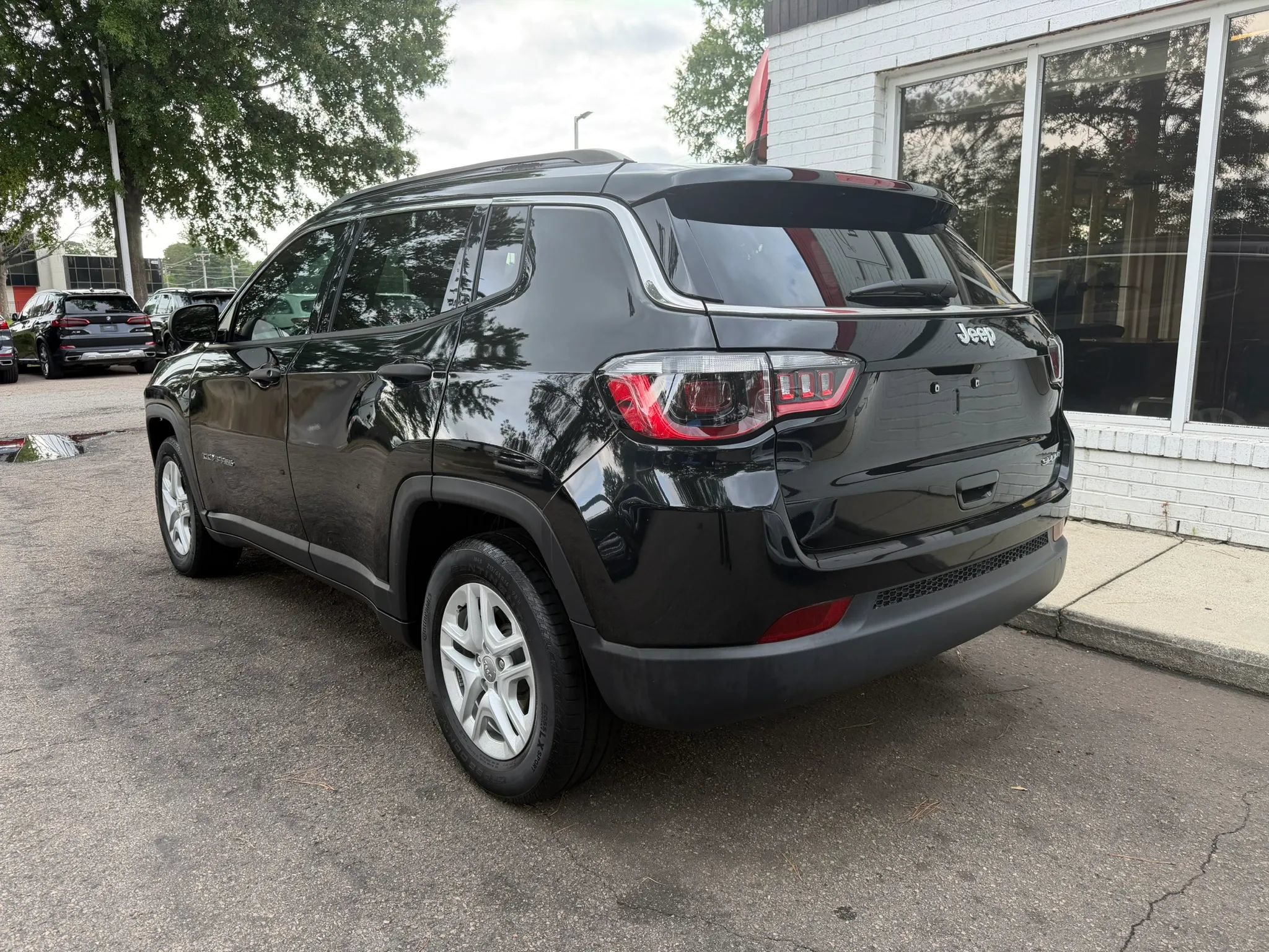 Used 2021 Jeep Compass Sport FWD image 7