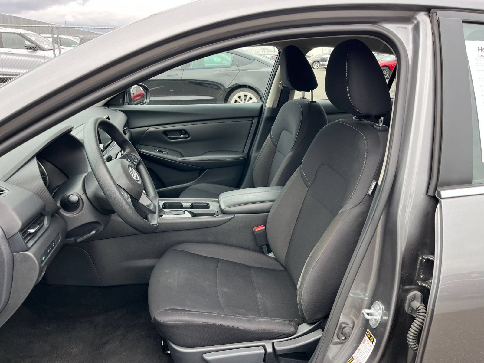 Used 2025 Nissan Sentra S FWD image 33