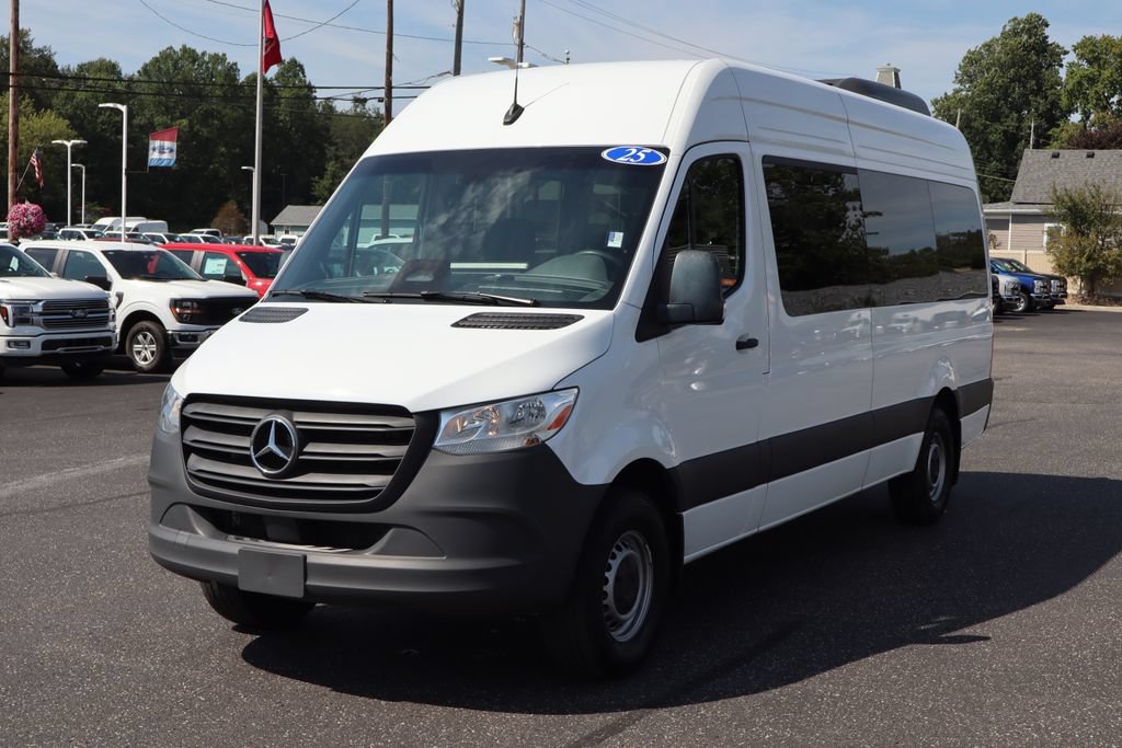 Used 2025 Mercedes-Benz Sprinter 2500 image 15