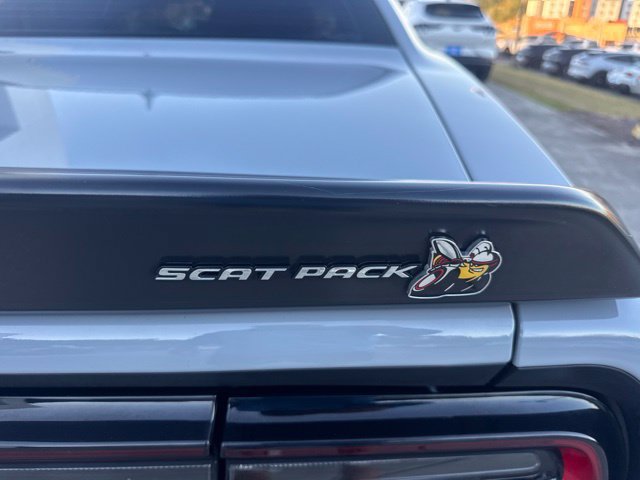 Used 2022 Dodge Challenger R/T Scat Pack RWD image 24