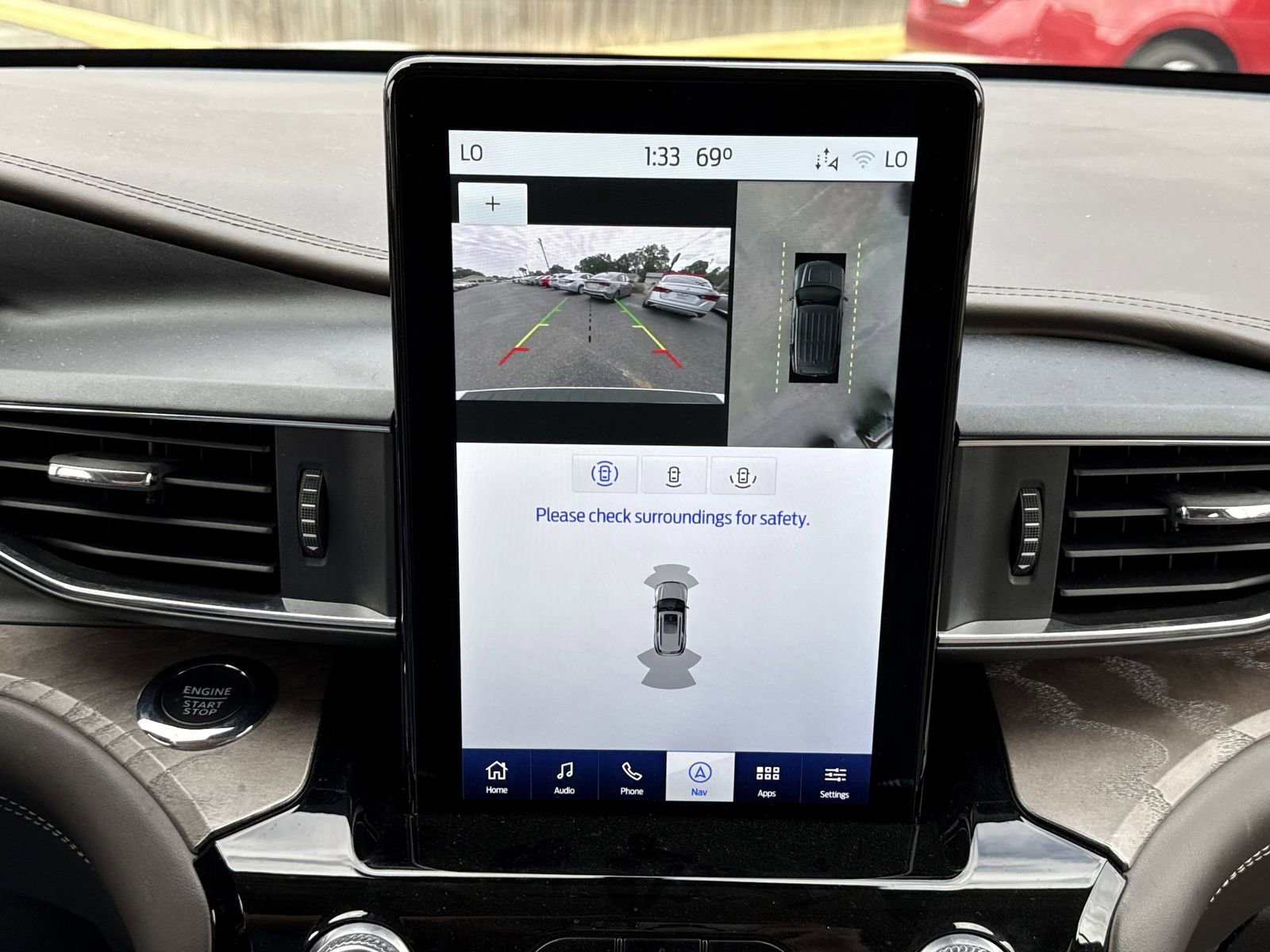 Used 2022 Ford Explorer Platinum w/ Equipment Group 601A image 27