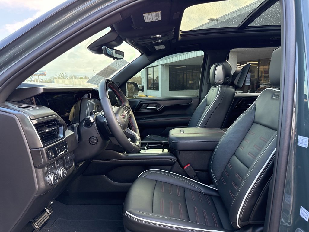 Used 2025 GMC Yukon AT4 Ultimate image 22