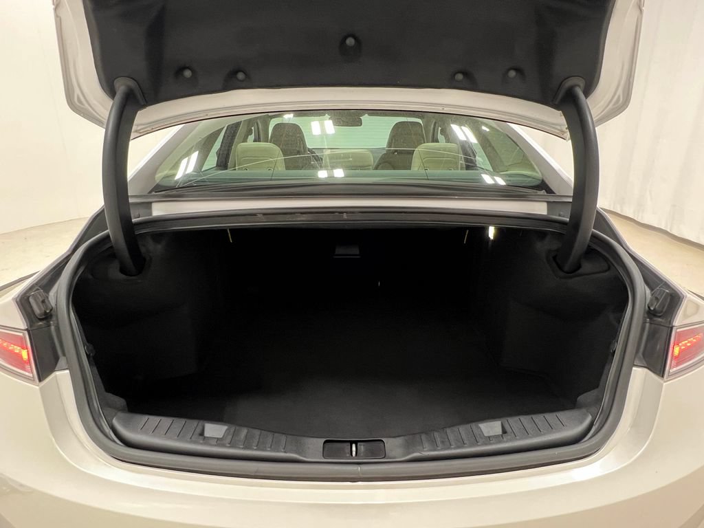 Used 2018 Lincoln MKZ Reserve w/ Climate Package FWD image 29