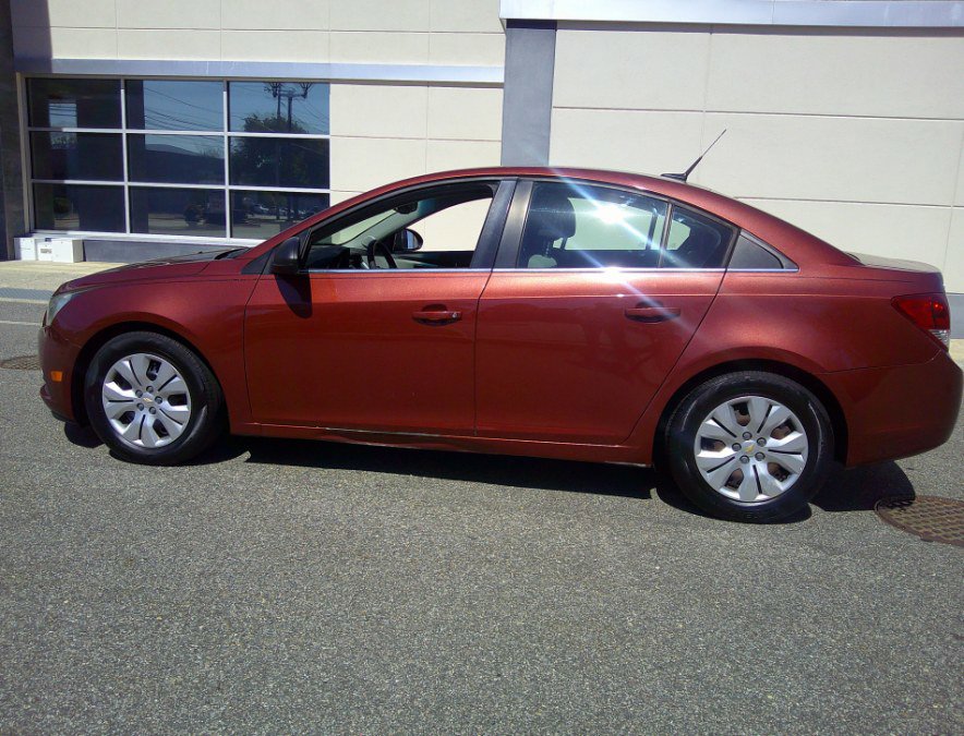 Used 2012 Chevrolet Cruze LS w/ Connectivity Package FWD image 3