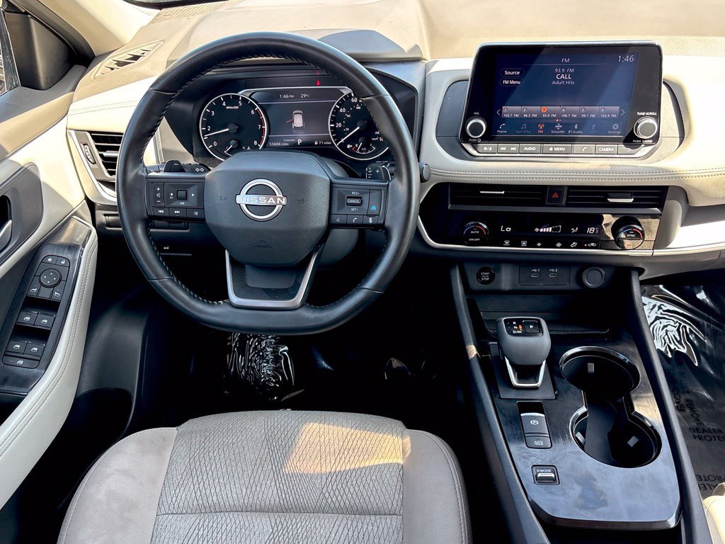 Used 2025 Nissan Rogue SV FWD image 22