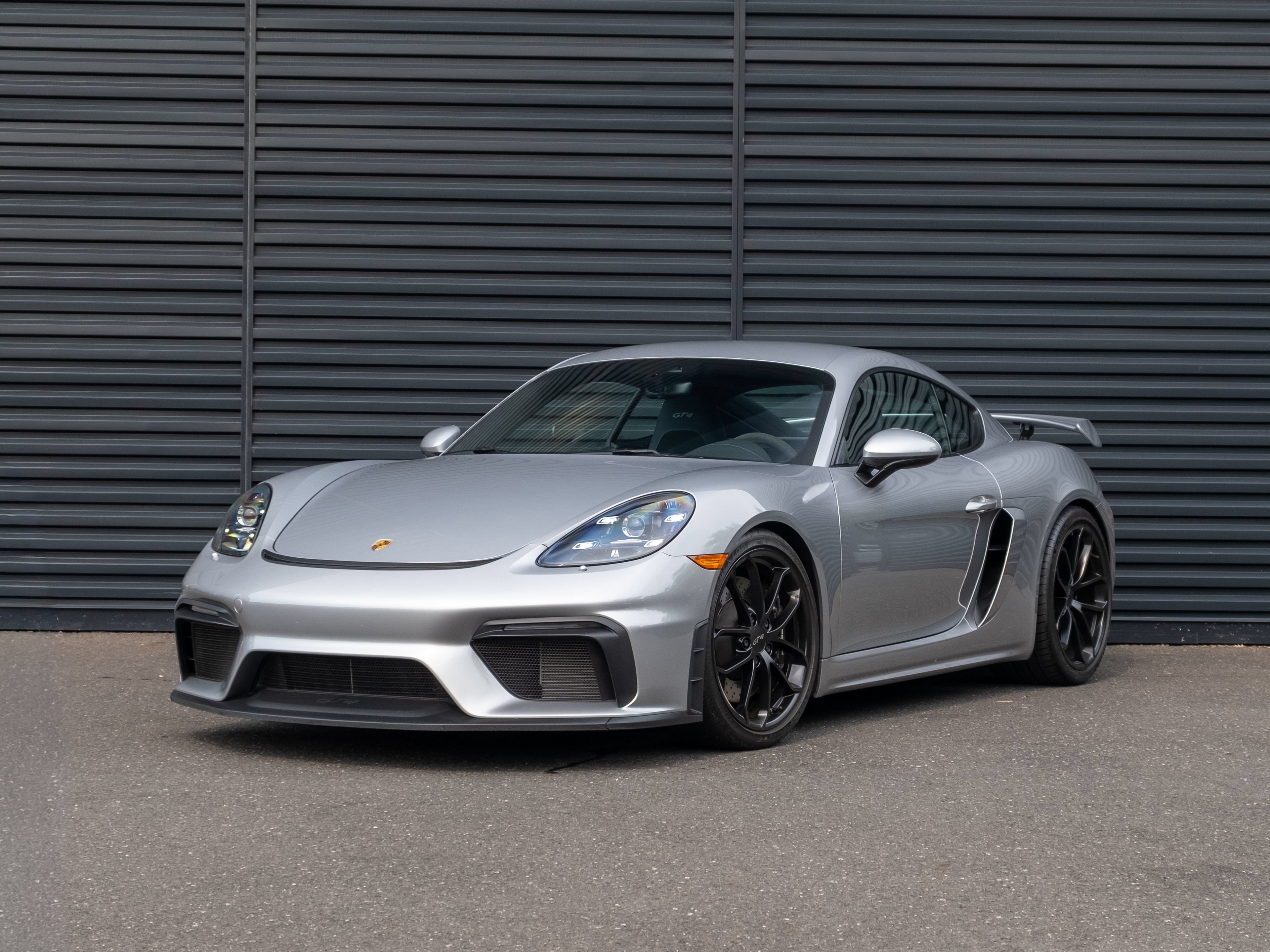 Certified 2021 Porsche 718 Cayman GT4 RWD image 1