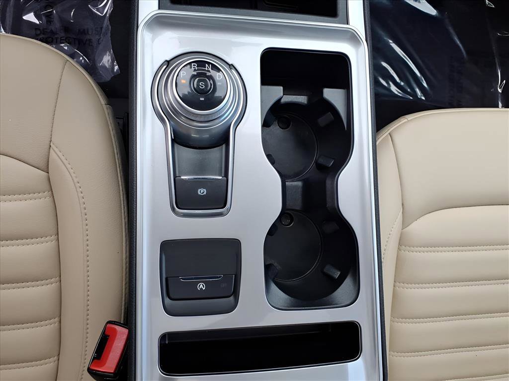 Used 2024 Ford Edge SEL w/ Convenience Package image 23