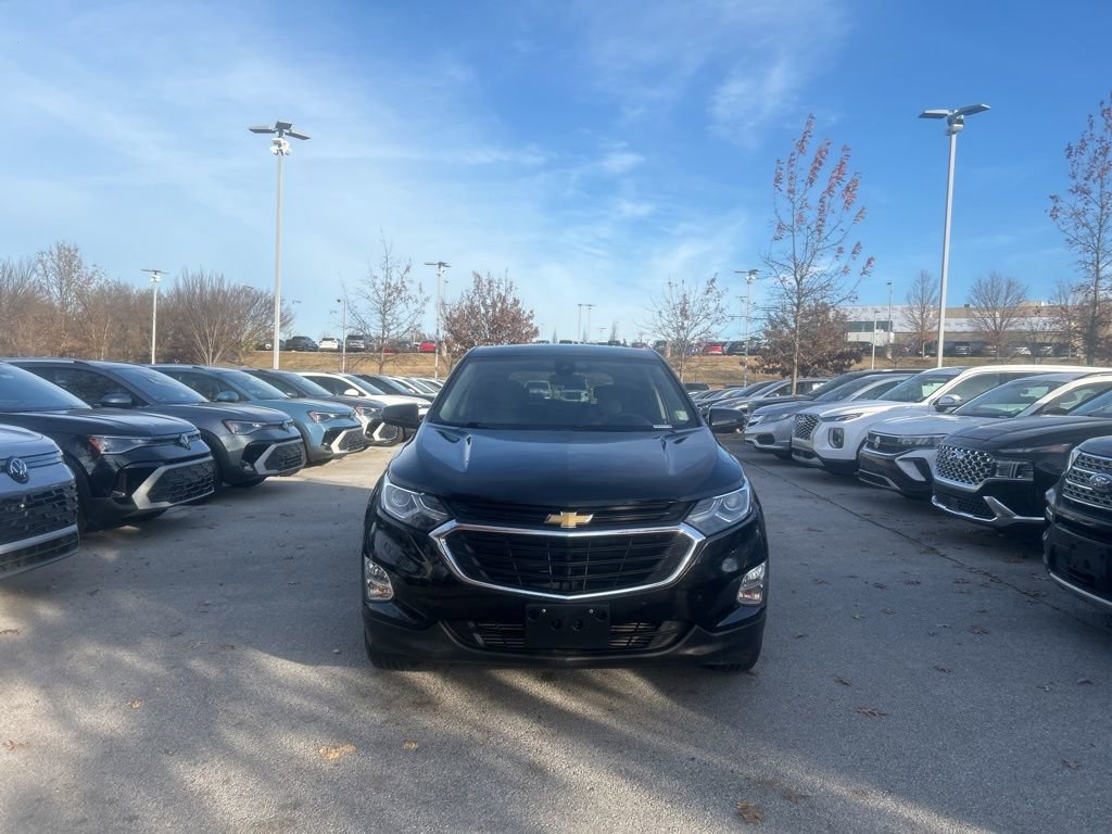 Used 2020 Chevrolet Equinox LT image 2