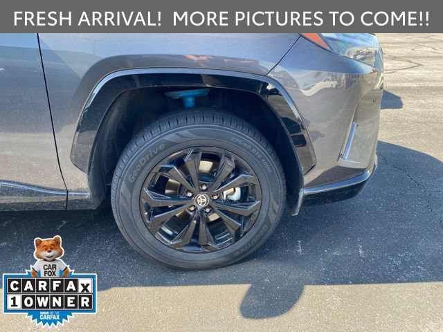 Used 2022 Toyota RAV4 XSE AWD/4WD image 10