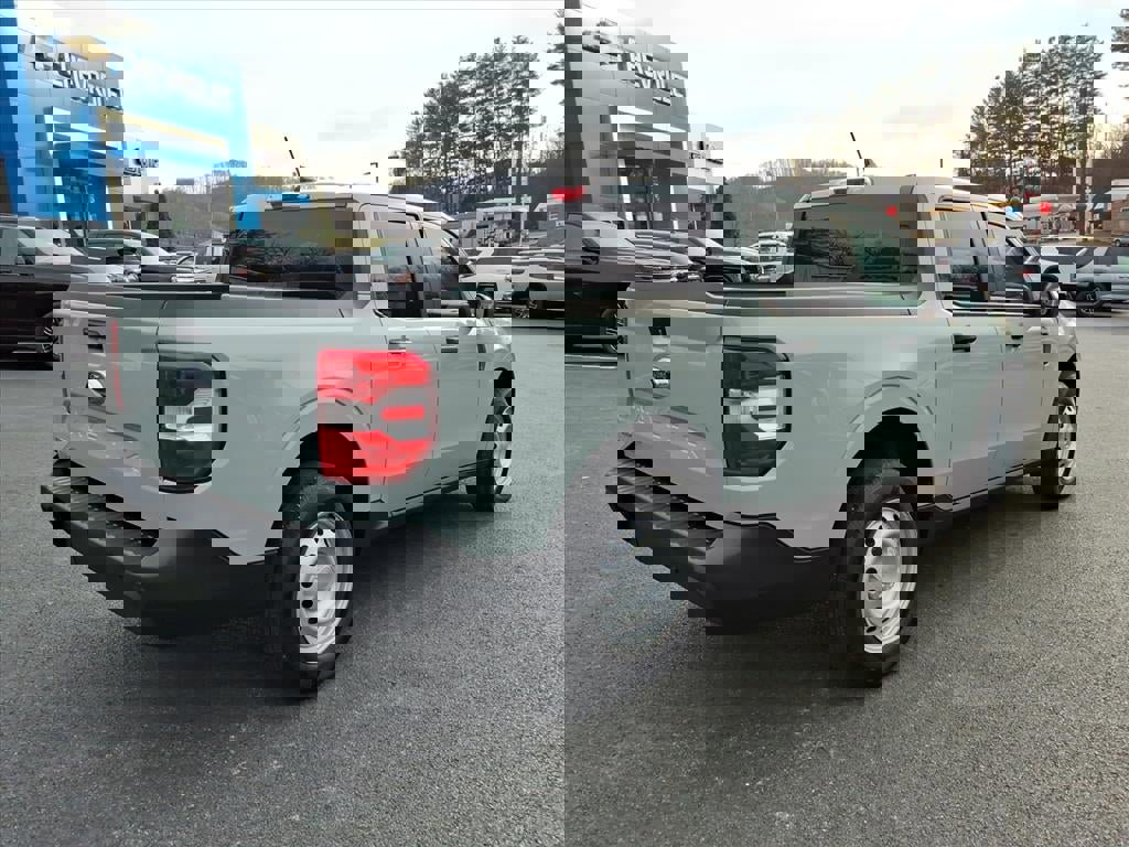 Used 2024 Ford Maverick XL image 8