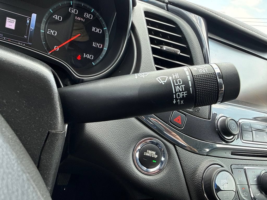 Used 2018 Chevrolet Impala Premier FWD image 30