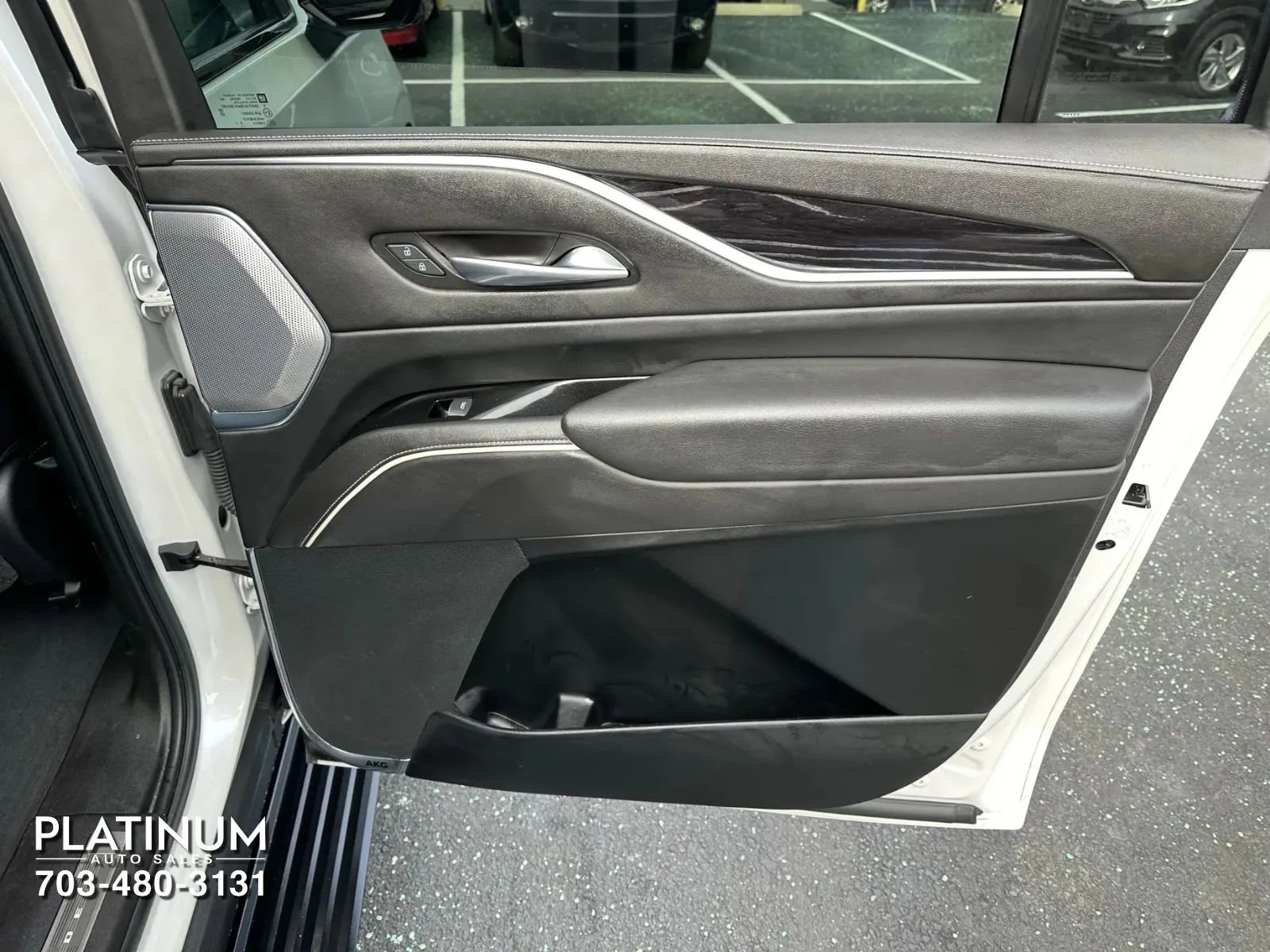 Used 2021 Cadillac Escalade ESV Sport w/ Driver Assist Tech Package image 17