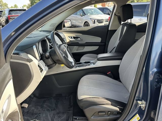 Used 2017 Chevrolet Equinox LT w/ Convenience Package FWD image 18
