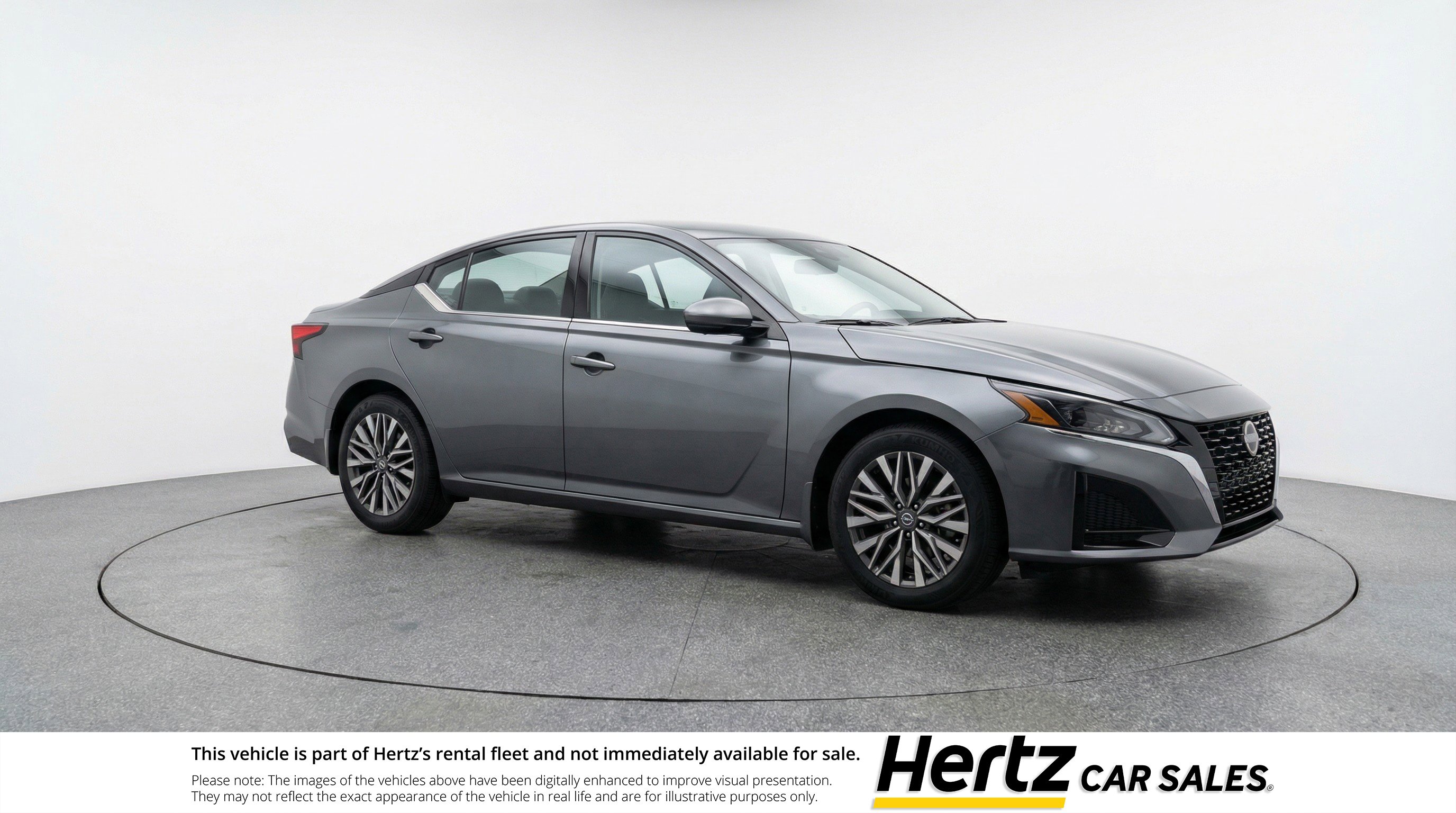 Used 2025 Nissan Altima 2.5 SV image 1