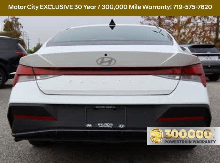 New 2025 Hyundai Elantra SE image 6