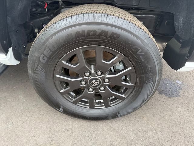 Used 2025 Toyota 4Runner SR5 image 7