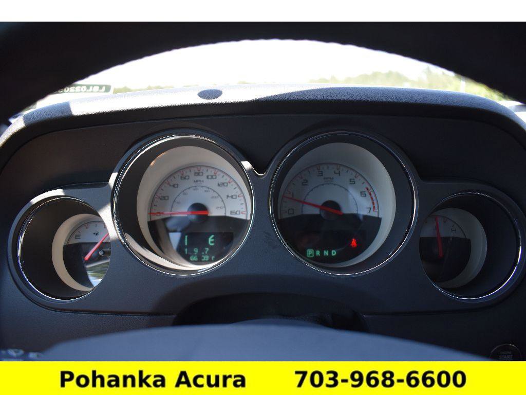Used 2014 Dodge Challenger R/T Plus RWD image 9