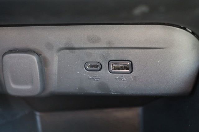 Certified 2025 Chevrolet Trax LS image 28