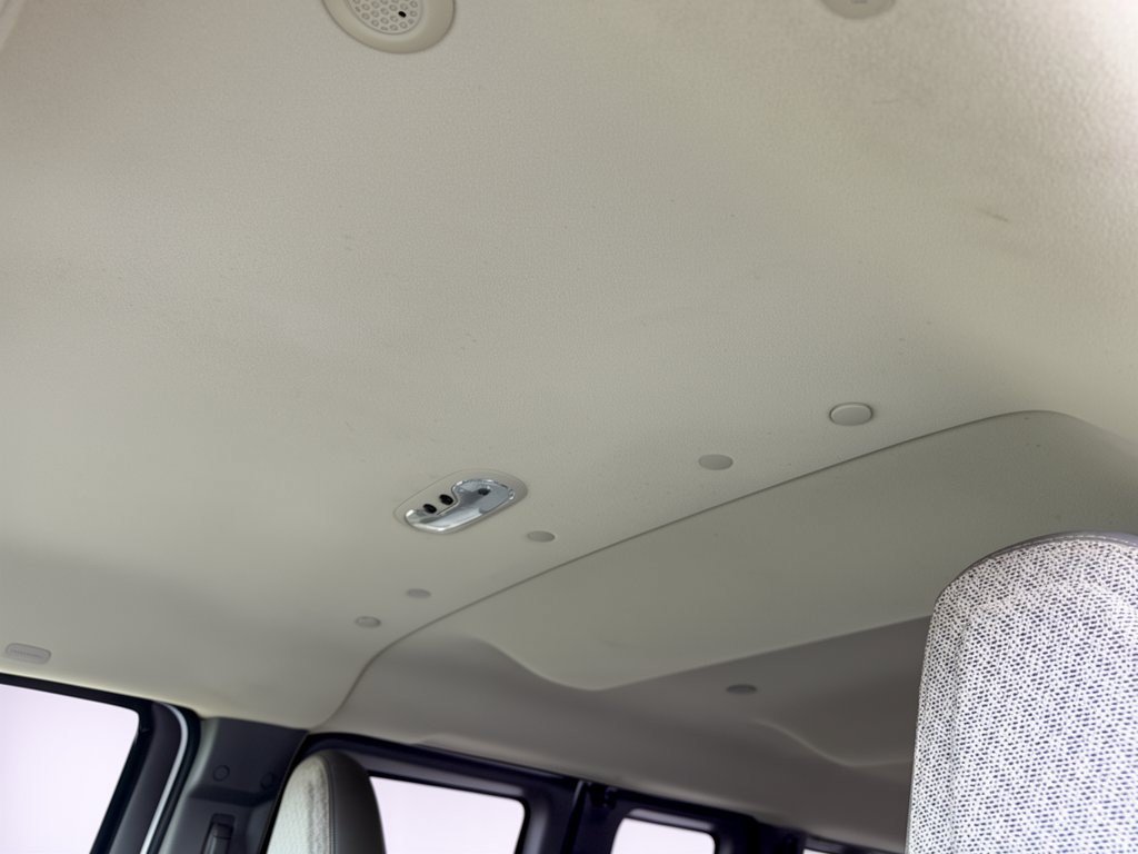 Certified 2019 Chevrolet Express 3500 LT w/ LT Preferred Equipment Group RWD image 27