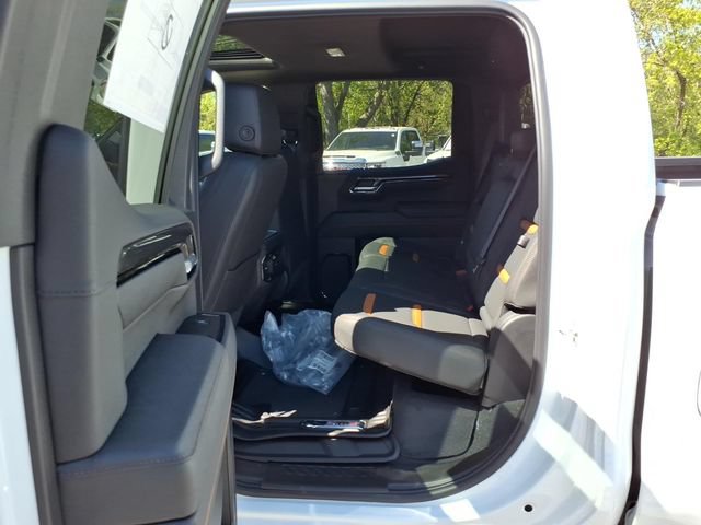 New 2026 GMC Sierra 1500 AT4 w/ AT4 Premium Package AWD/4WD image 11